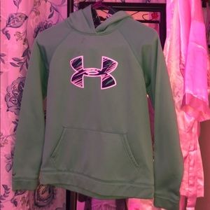 Under Armour sweatshirt